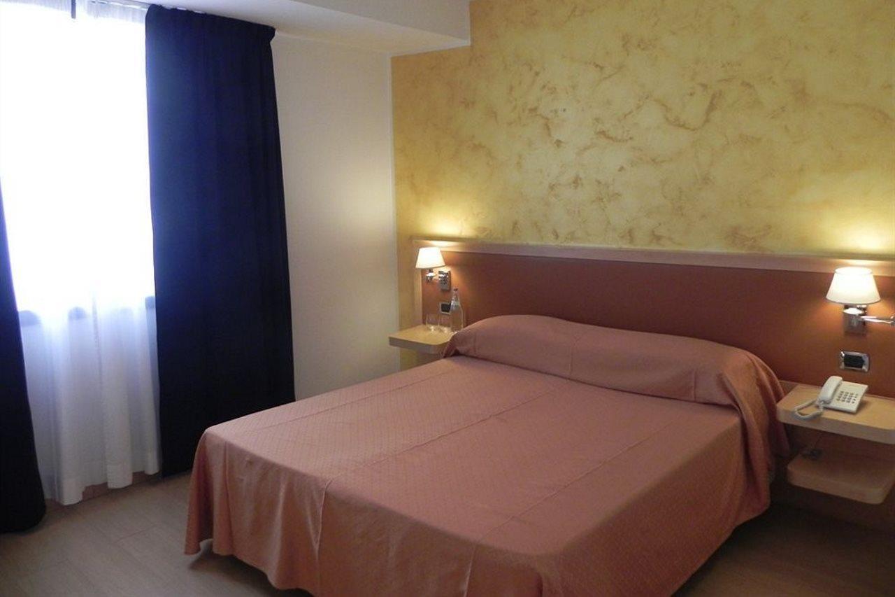 Ibis Styles Roma Vintage Hotel Luaran gambar