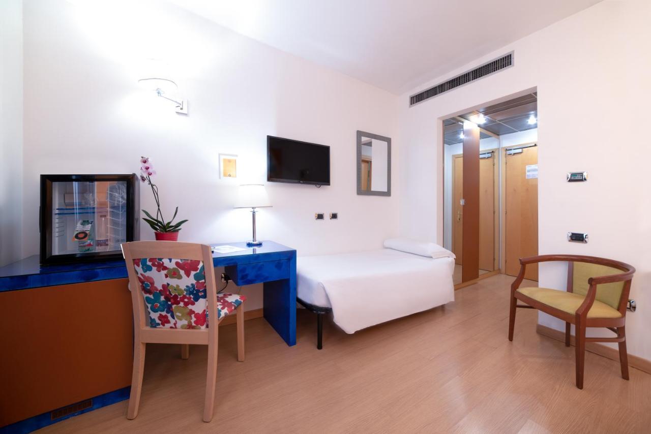 Ibis Styles Roma Vintage Hotel Luaran gambar